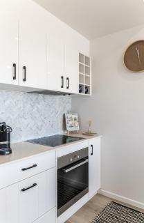 10 Andari Sunshine Beach Beachside Luxury Home - Sunshine Beach - 6