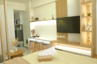 HLapuz Suites at Arc Towers 814 - 1