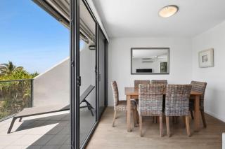 Beautiful Belmore Retreat Easy Walk to Beach - 7