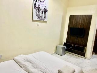 Apartment 18 - 3