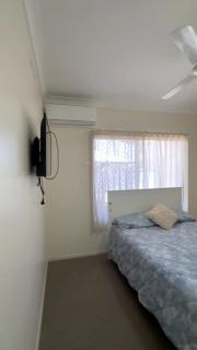 Mount Louisa Premier Stay - 6
