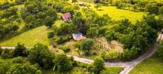 U nebe - glamping s vyvýšeným tiny house - 9