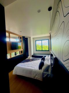 Dragon Hotel - 4