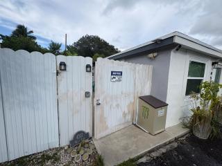Spacious One Bedroom Apartment Near Miami - 7