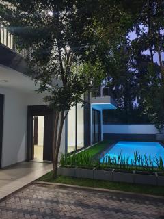 Luxury villa in Kandy with a private pool - 7