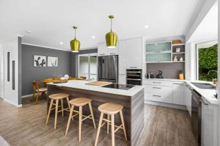 The Seahaven Family Home with Pool Pet Friendly - 8