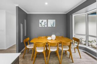 The Seahaven Family Home with Pool Pet Friendly - 5