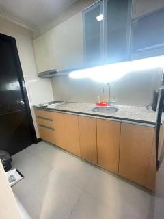 Davenz Mactan Sea Breeze Condo - 4