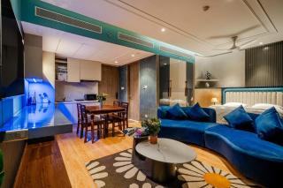 Paras Square Studio Stay by CityFocus - 3