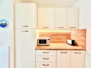 3-Bedroom Belvedere Apartment - Ski and Mountain View - 1