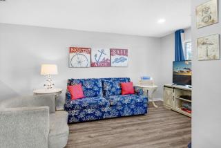 Gulf Island 612 - 4