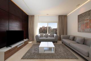 Catalina,The Village Palm 1BR New Cairo ByKennah - 0