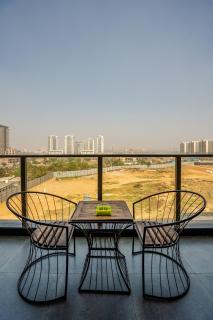 Luxury 2BHK Gurgaon City StayByCityFocus - 6