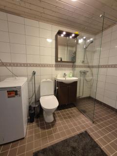 SAGA Modern Apartment with 24-7 Check-in - 4
