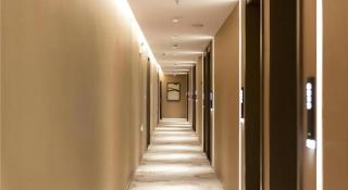Joyous Hotel - 6