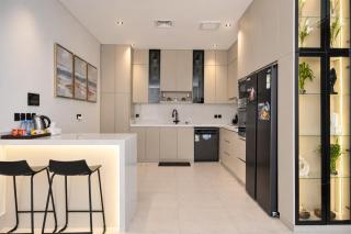 Suite24R - 1