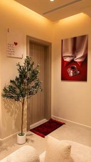 Love Studio The Royal Alrudaf - 3