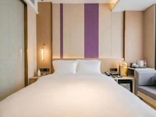 Lavande Hotels·Jinzhong Walmart - 1