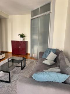 Theatre Old Town Apartments Free Parking - 4