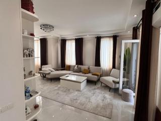 TBILISSI GREEN DIAMOND - 9