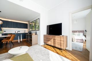 Top-Floor 1BR - Parking Garage - Breakfast station - 2