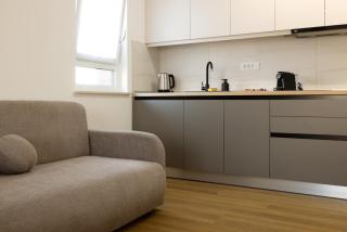Roka Suites - 3
