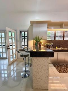 Homey experience in the heart of Davao City! - 3