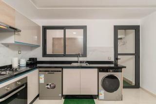 Modern Duplex with Terrace & Private Jacuzzi - 6