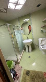 Spacious 2 bedroom apartment near downtown - 4