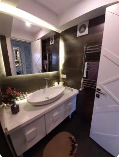 Newly Renovated Apartment in Kordon - 3