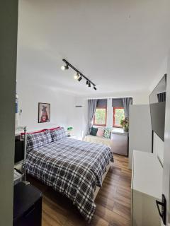 Double Rooms with Shared Bathroom Near The Shore and Tram - Edinburgh - 7