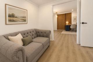 The Redbank Escape - Stylish Home with Private Pool - 4
