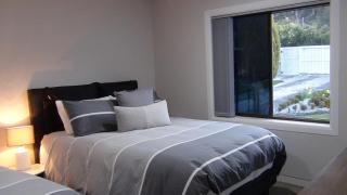 WIFI SMART TV 80 - Coast Hideaway Beach Retreat - 3