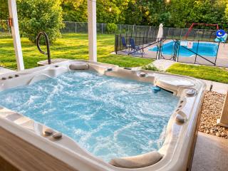 Country Getaway with Pool, Hot Tub, Star Wars Movie & Game Rooms! - 0