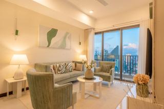 Skyline Haven at TRI-ZEN City & Sea Views - 9