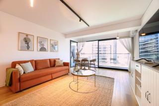 Lake Tei Views - Modern Flat in Yacht Kid Complex - 0