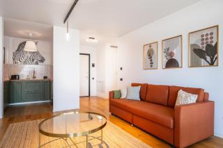 Lake Tei Views - Modern Flat in Yacht Kid Complex - 6