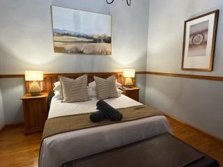 Uniondale Guest Lodge - 5