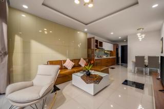 Luxury Sunset Riverside 2BR Mornachy Da Nang - 8