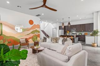 3BR Home with Pool, Gym & Game Room - 2