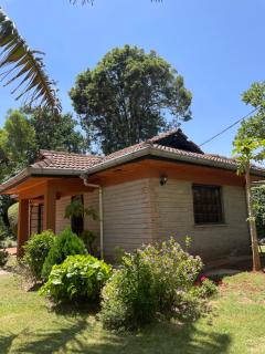 Cozy Garden Guesthouse - Muthaiga Gem - 0