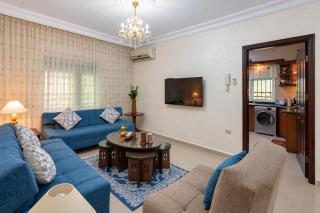 Serene 3BR With Private Garden in Tla Al Ali - 6
