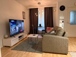 Cozy Apartment with Private Sauna - 8