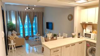 Luxurious 1 Bedroom Apartment - 8