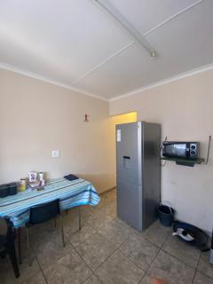 Jm Team Guesthouse - 8