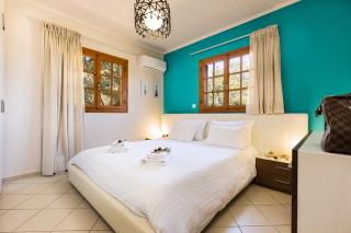Lefkothea Villas with Large Pool, BBQ & Playground - Adelianos Kampos - 5