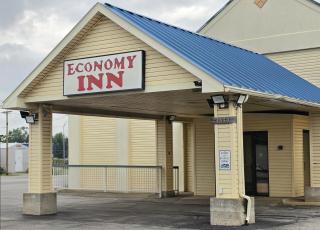 Economy Inn - 0