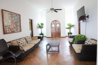 Casa con Alberca Privada y Vista al Mar 3 Hab - 5