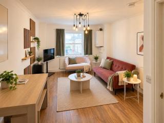 Central 2-Bed Apartment for 5 Guests - 3