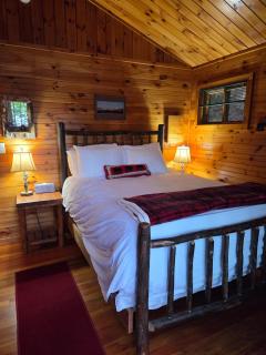 Baker Cabin at Colden Lodge - 7